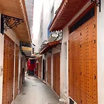 Room Sultana